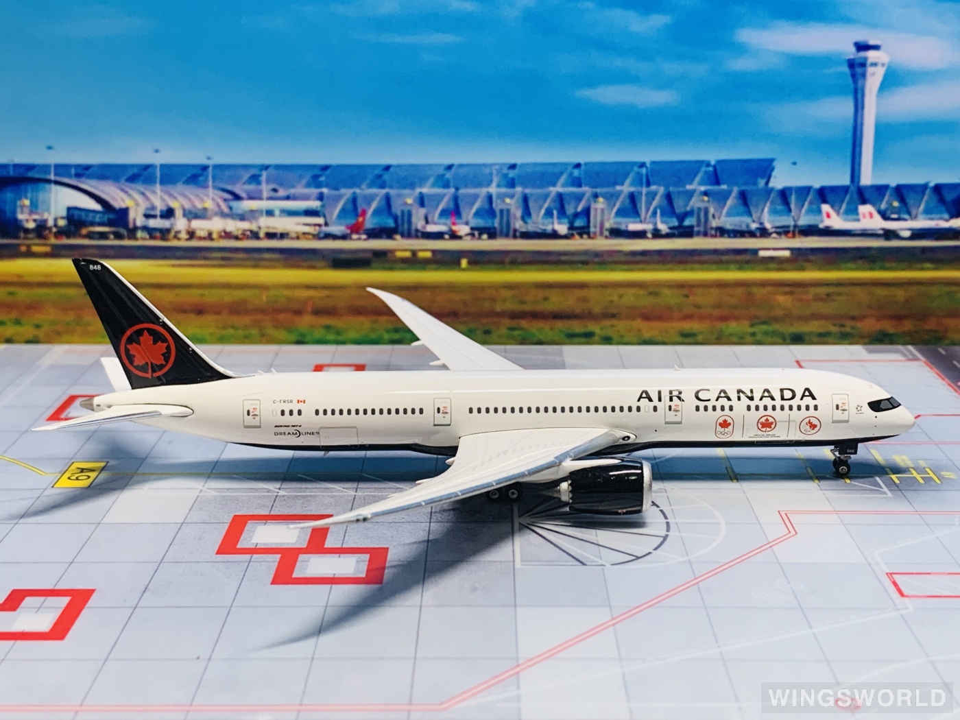 Phoenix 1:400 PH04186 Air Canada 加拿大航空 Boeing 787-9 C-FRSR