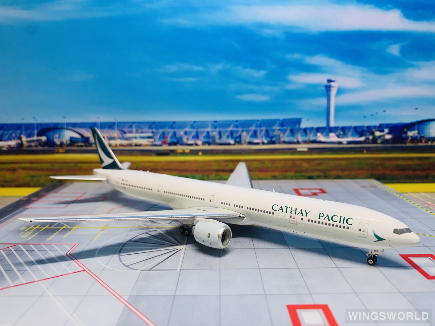 Phoenix 1:400 PH04290 Cathay Pacific 国泰航空 Boeing 777-300 B-HNO