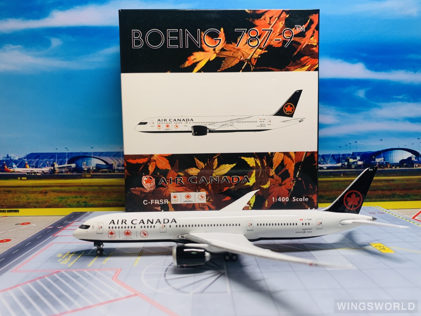 Phoenix 1:400 PH04186 Air Canada 加拿大航空 Boeing 787-9 C-FRSR