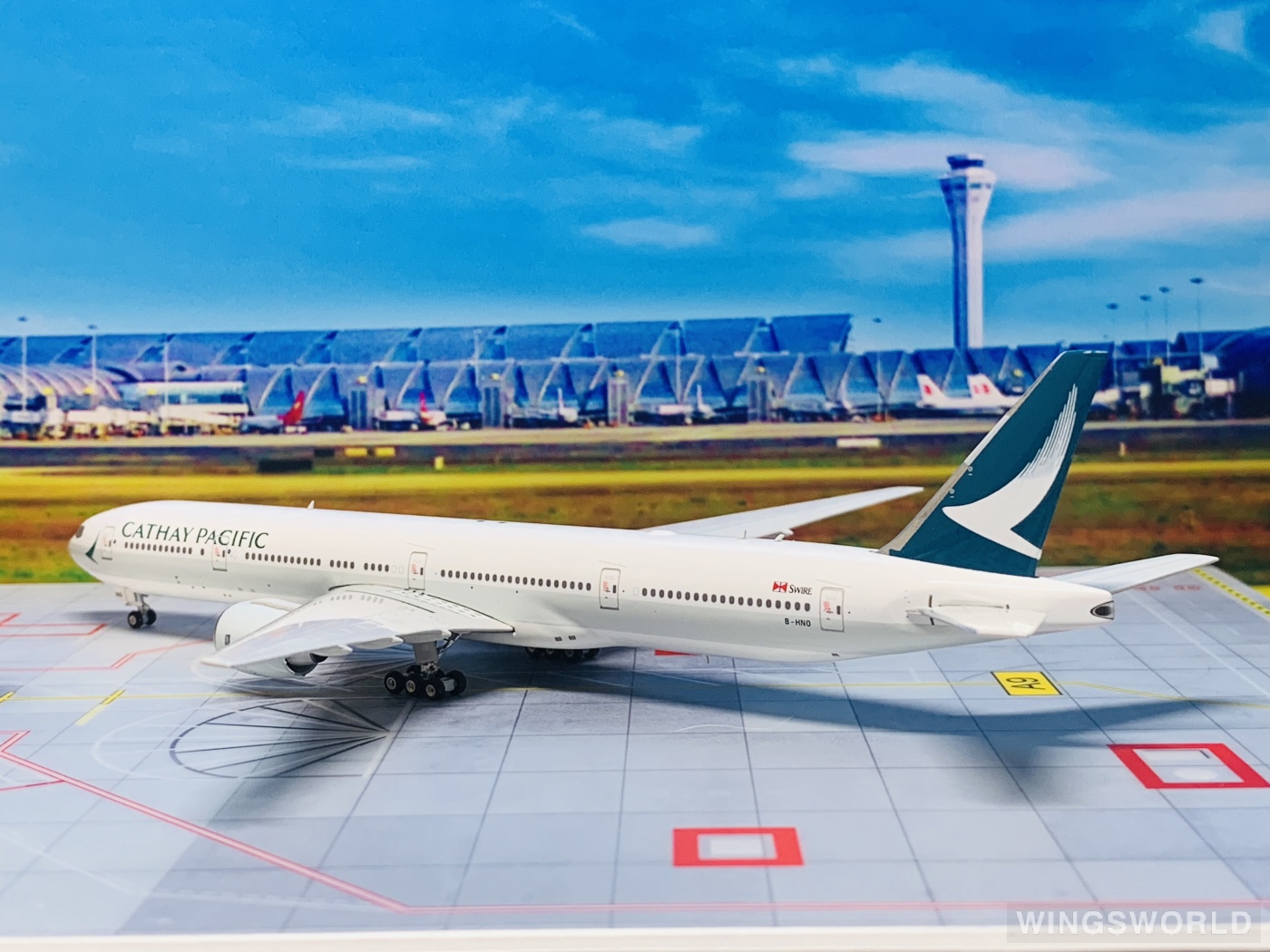 Phoenix 1:400 PH04250 Cathay Pacific 国泰航空 Boeing 777-300 B-HNO