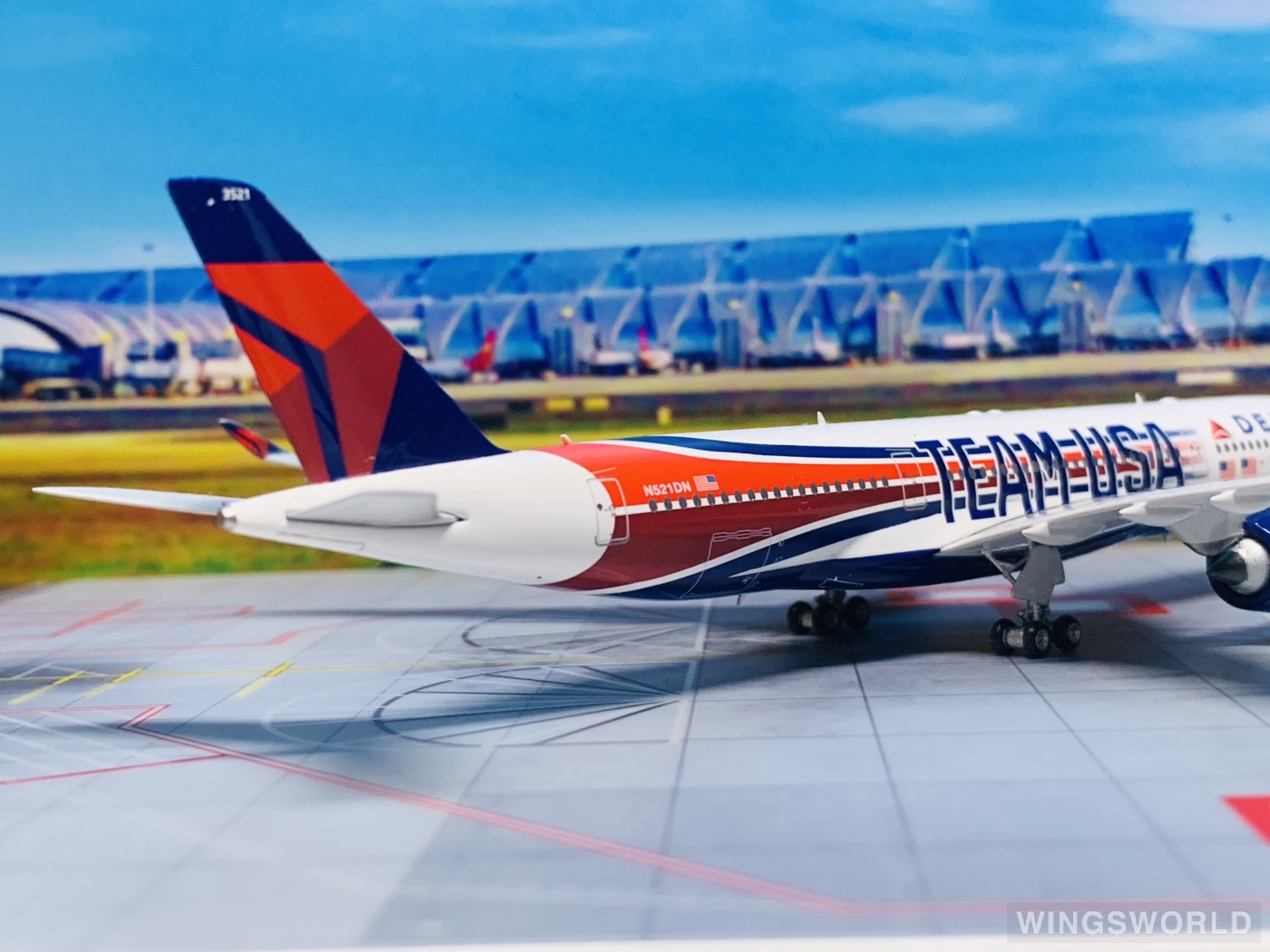 Phoenix 1:400 PH04590 Delta Air Lines 达美航空 Airbus A350-900 N521DN
