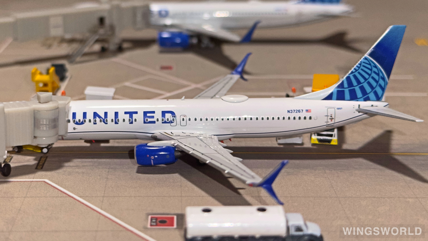 NGmodels 1:400 NG58023 United Airlines 美国联合航空 Boeing 737-800 N37267