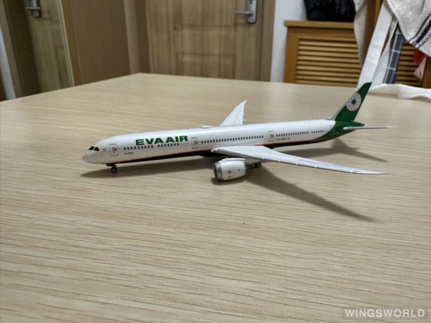 JC Wings 1:400 XX4190 EVA Air 长荣航空 Boeing 787-10 B-17802