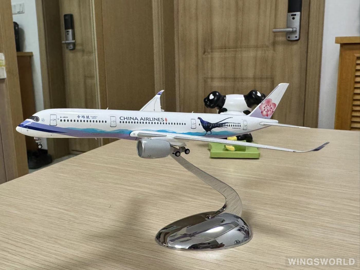 phoenix 1/400 中華航空 A350 400Aviation CHINAAIRLINES A350‐900