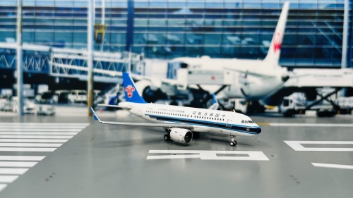 China Southern 中国南方航空 Airbus A319neo B-32AU  31902 Pandamodel 1:400