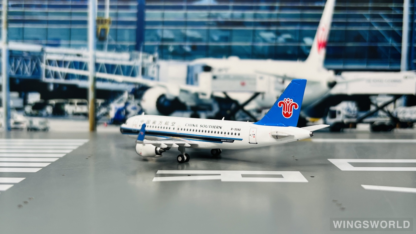 Pandamodel 1:400 31902 China Southern 中国南方航空 Airbus A319neo B-32AU