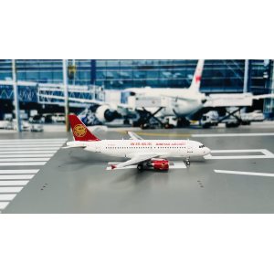 Juneyao Airlines 吉祥航空 Airbus A319 B-6232  31903 Pandamodel 1:400