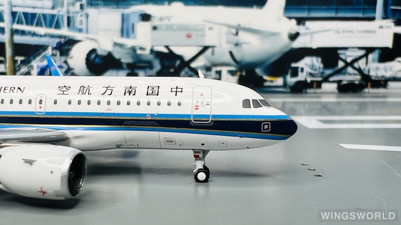 Pandamodel 1:400 31902 China Southern 中国南方航空 Airbus A319neo B-32AU