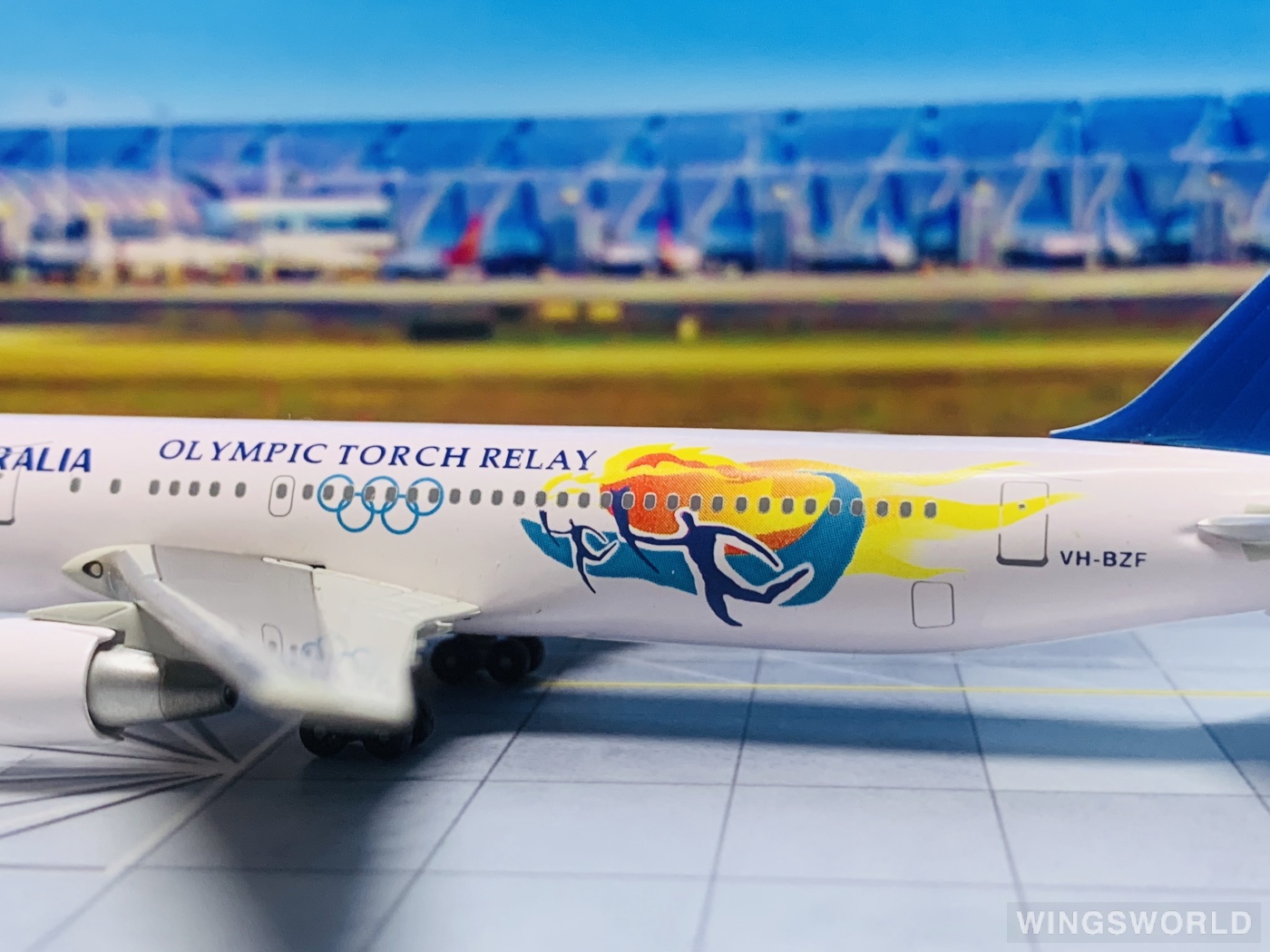 Dragon Models 1:400 55440 Ansett 澳洲安捷航空 Boeing 767-300 VH-BZF