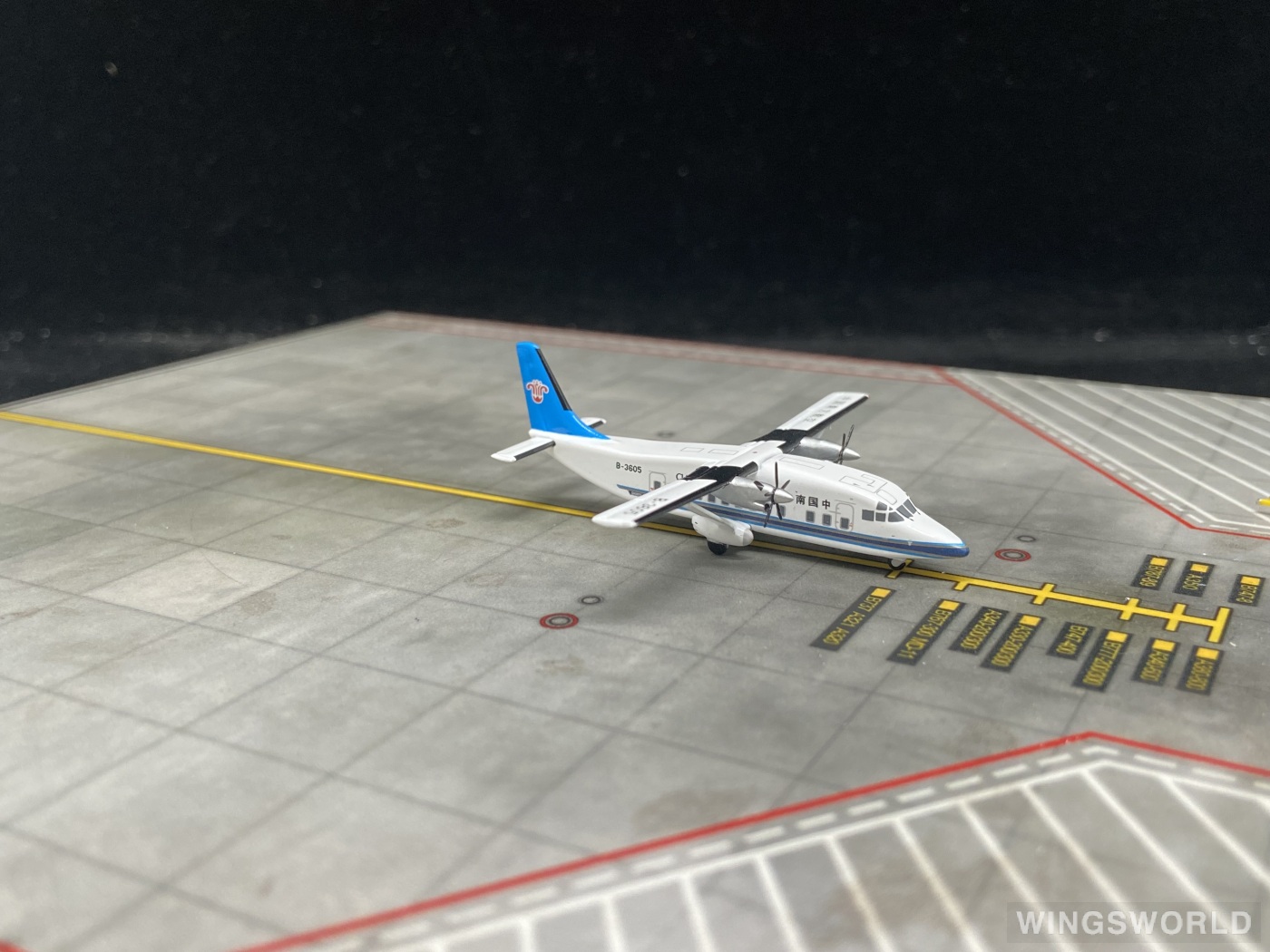 YU MODEL 1:400 YU36002 China Southern 中国南方航空 Short 360 B-3605