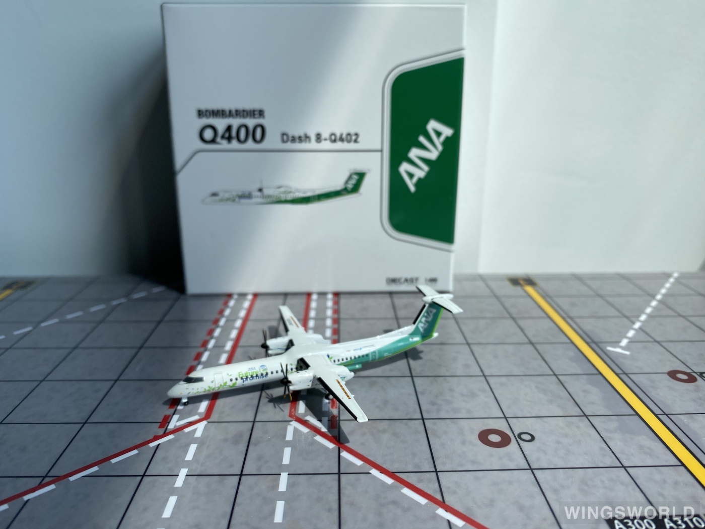 JC Wings 1:400 SA4037 ANA 全日空 Bombardier Dash 8-400 JA461A