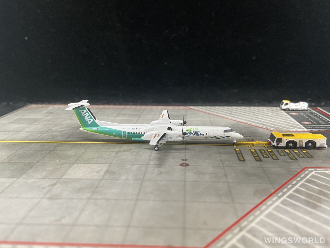 JC Wings 1:400 SA4037 ANA 全日空 Bombardier Dash 8-400 JA461A