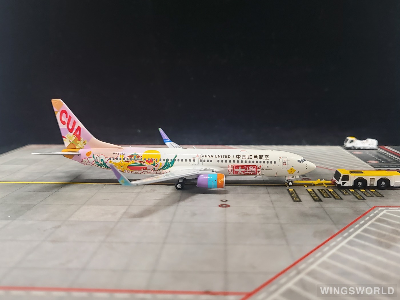 NGmodels 1:400 NG58220 China United Airlines 中国联合航空 Boeing 737-800 B-208Z