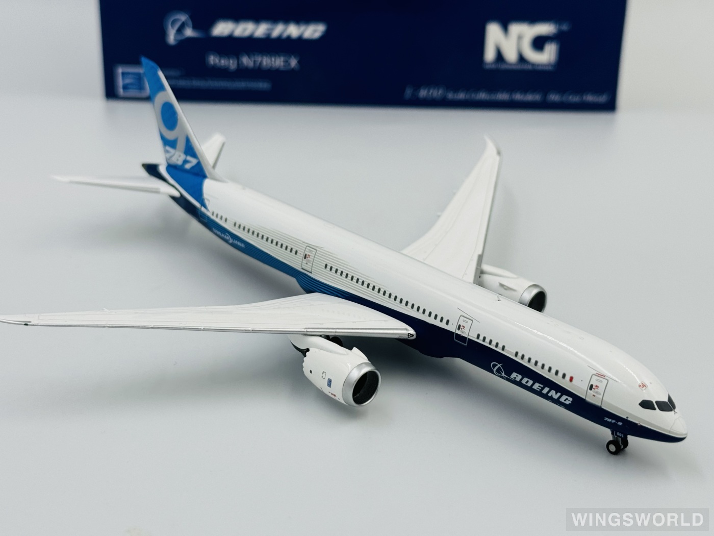 NGmodels 1:400 NG55021 Boeing 波音公司 Boeing 787-9 N789EX