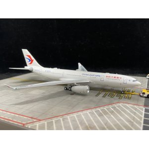 China Eastern 中国东方航空 Airbus A330-200 B-5975  NG61047 NGmodels 1:400