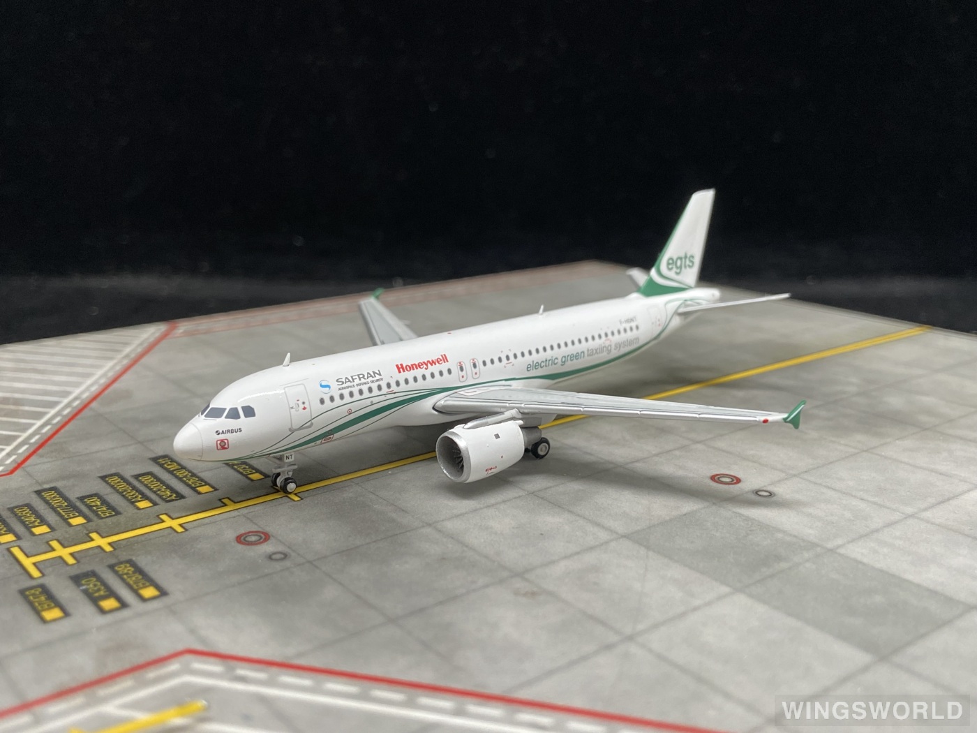 JC Wings 1:400 XX4213 Safran 赛峰 Airbus A320 F-HGNT