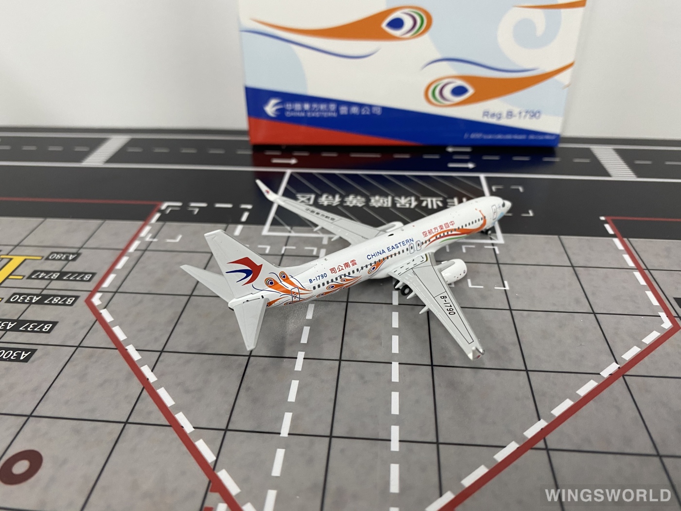 NGmodels 1:400 NG58235 China Eastern 中国东方航空 Boeing 737-800 B-1790