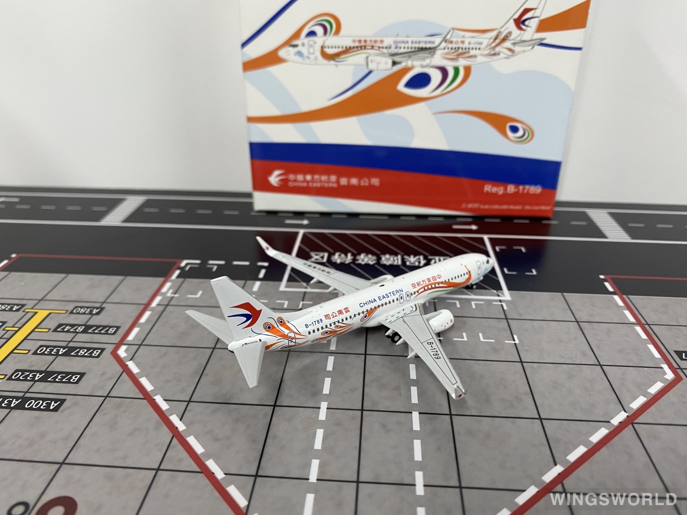 NGmodels 1:400 NG58233 China Eastern 中国东方航空 Boeing 737-800 B-1789