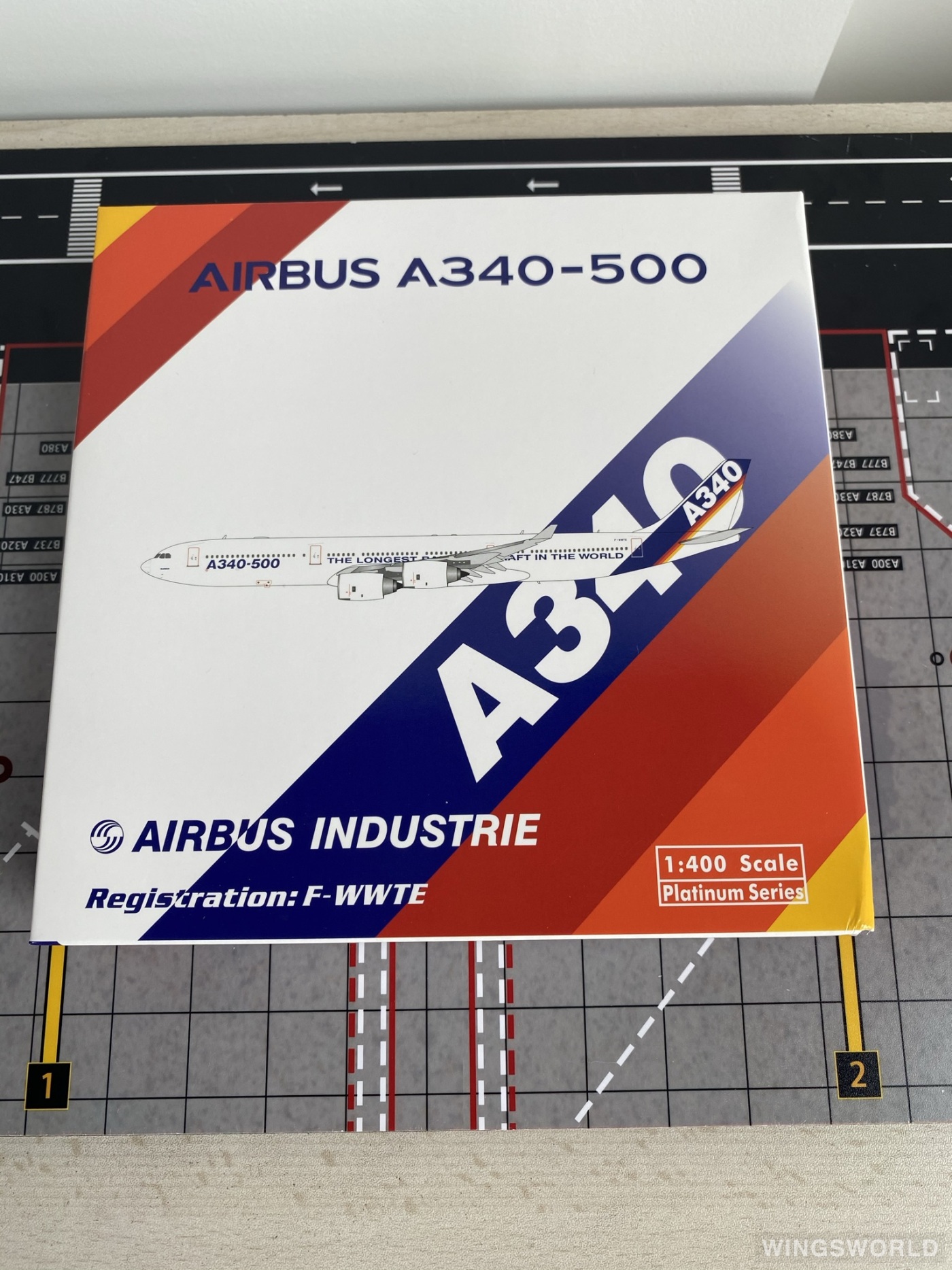 Phoenix 1:400 PH11915 Airbus 空中客车 Airbus A340-500 F-WWTE