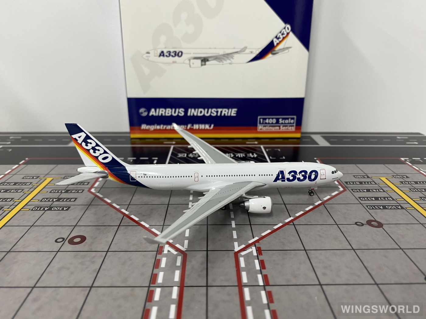 Phoenix 1:400 PH11918 Airbus 空中客车 Airbus A330-200 F-WWKJ