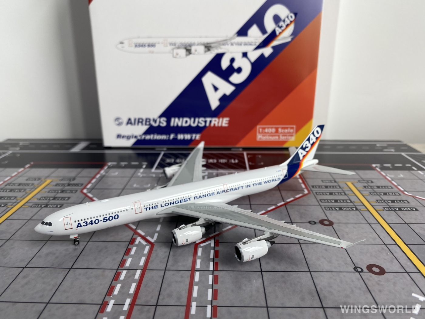 Phoenix 1:400 PH11915 Airbus 空中客车 Airbus A340-500 F-WWTE