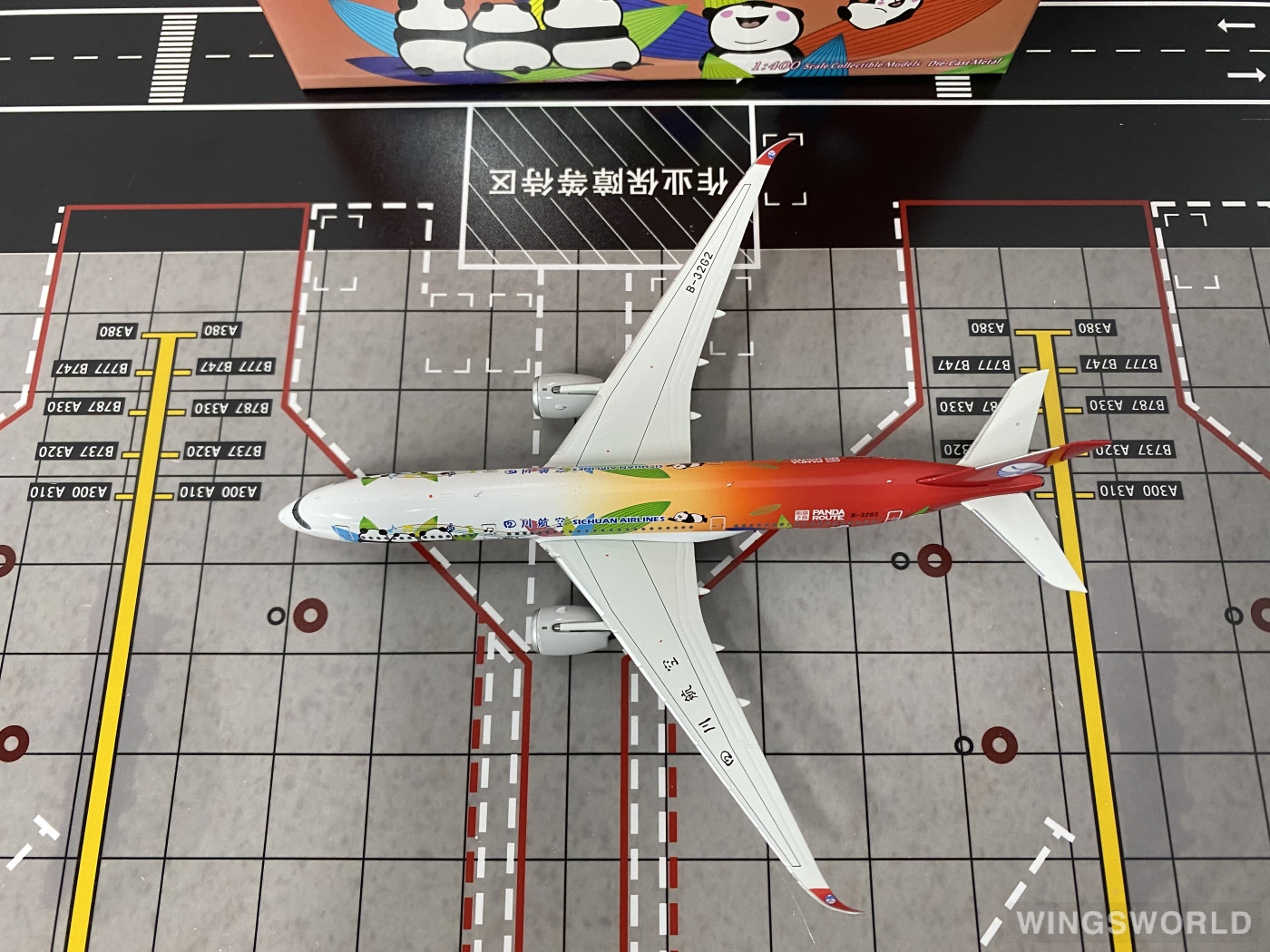 NGmodels 1:400 NG39081 Sichuan Airlines 四川航空 Airbus A350-900 B-32G2