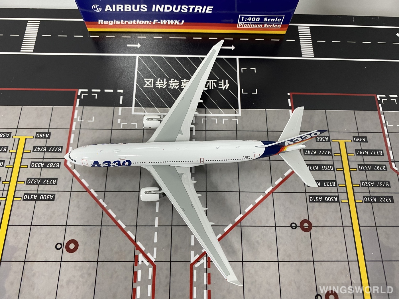 Phoenix 1:400 PH11918 Airbus 空中客车 Airbus A330-200 F-WWKJ