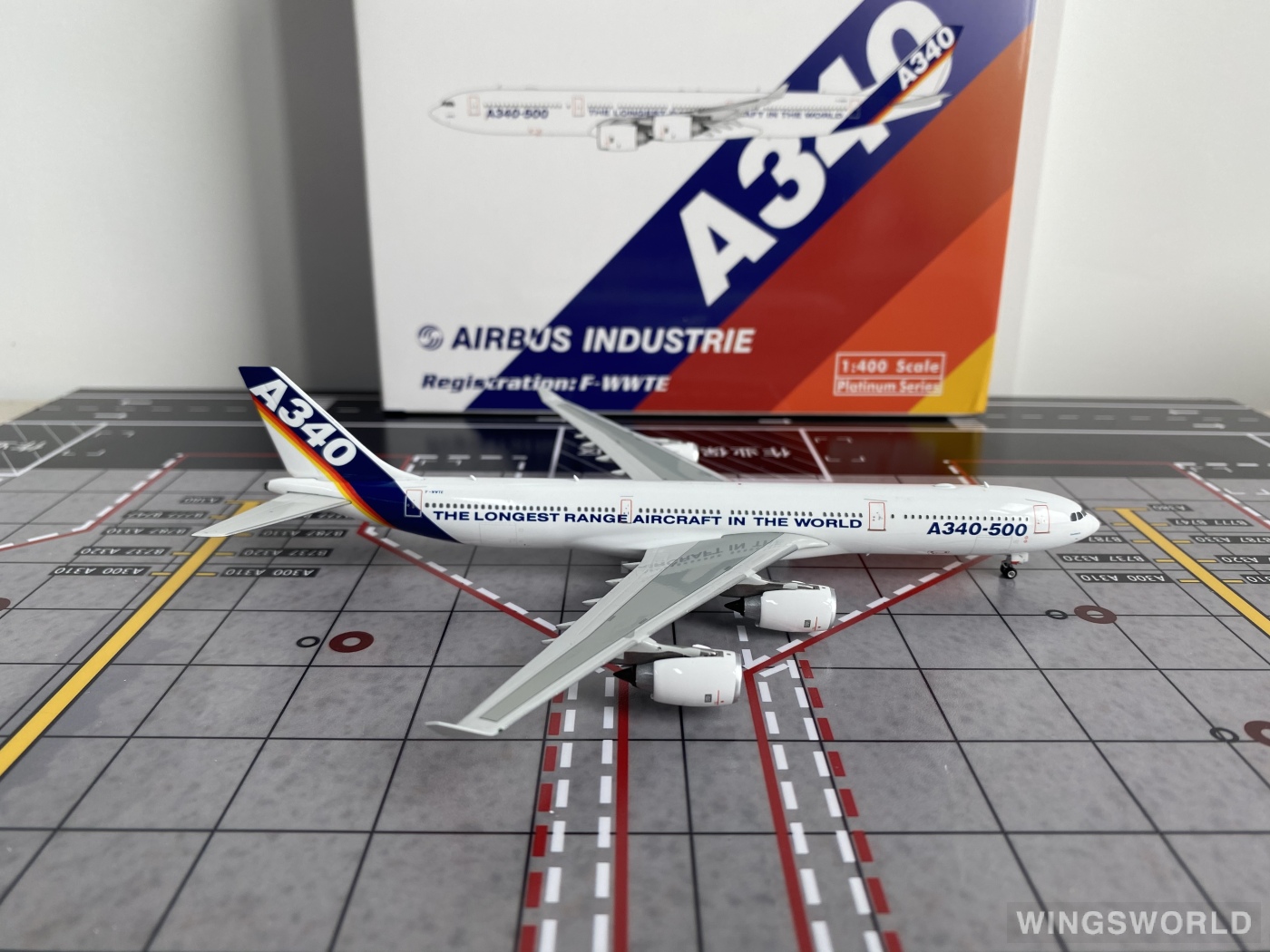 Phoenix 1:400 PH11915 Airbus 空中客车 Airbus A340-500 F-WWTE