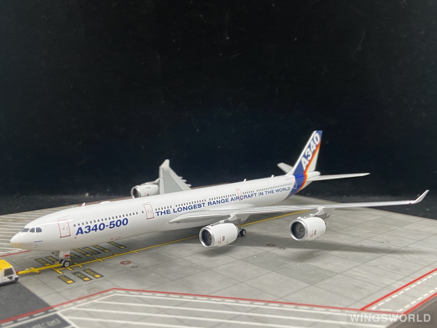 Phoenix 1:400 PH11915 Airbus 空中客车 Airbus A340-500 F-WWTE