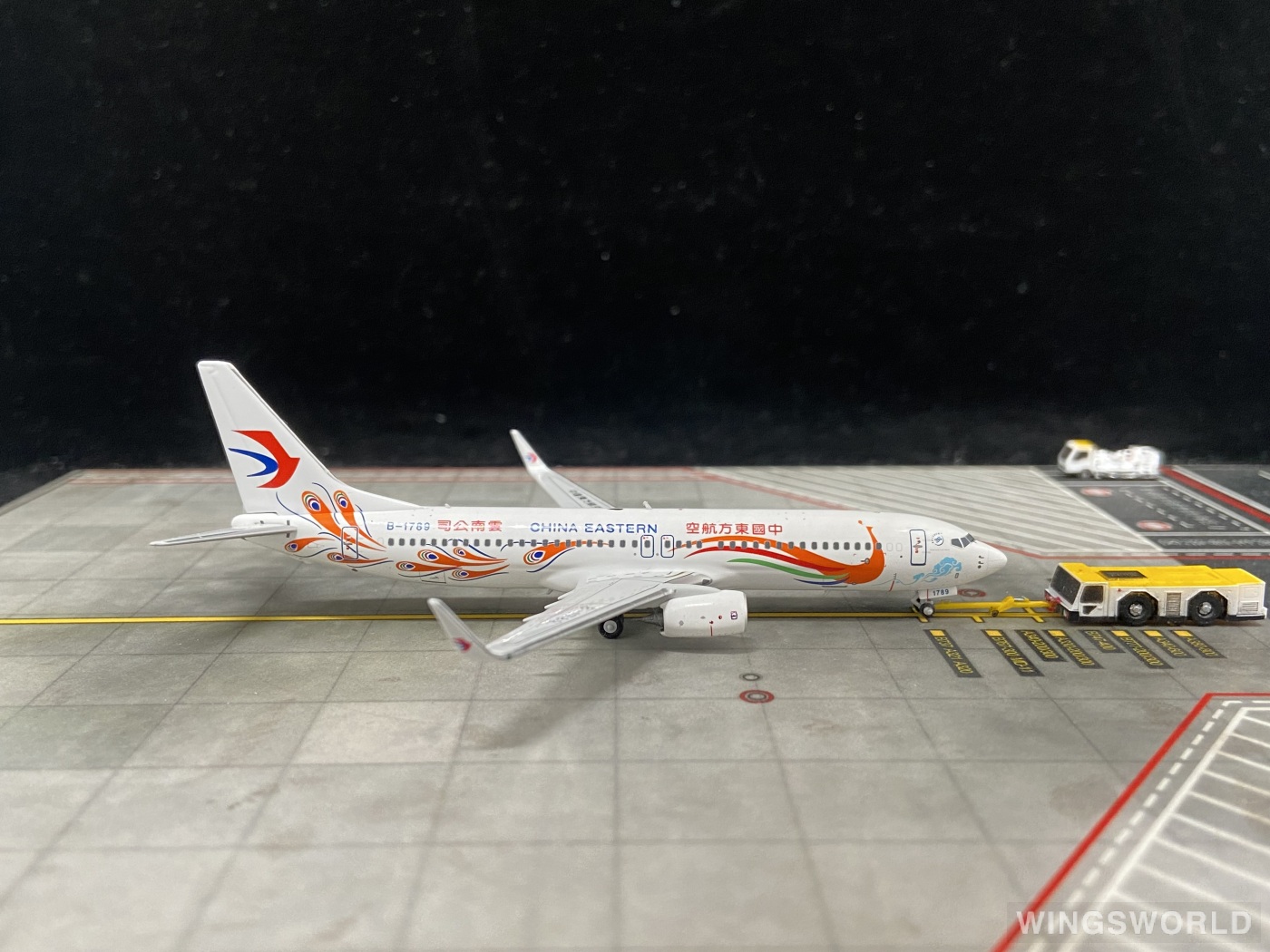 NGmodels 1:400 NG58233 China Eastern 中国东方航空 Boeing 737-800 B-1789