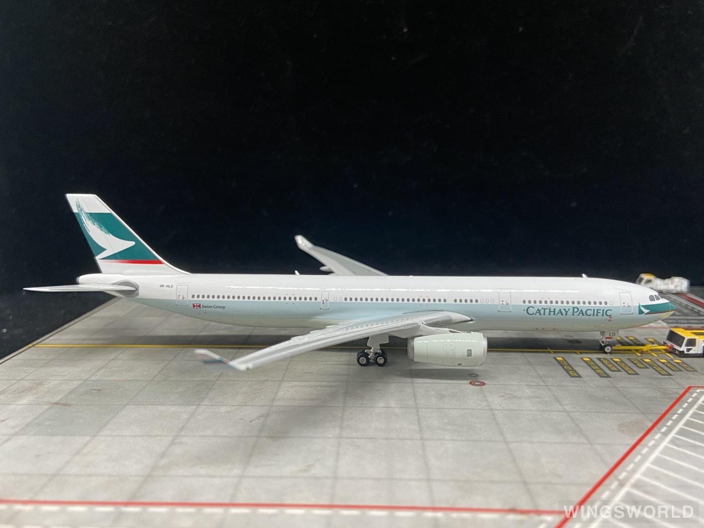 Phoenix 1:400 PH04595 Cathay Pacific 国泰航空 Airbus A330-300 VR-HLD
