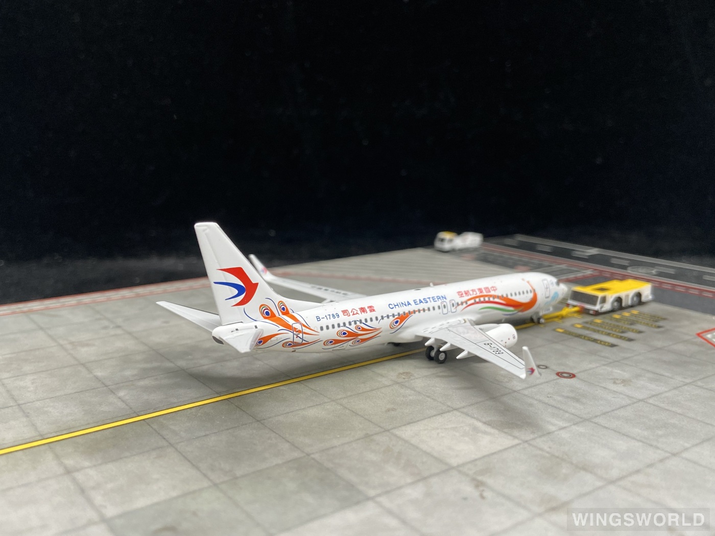 NGmodels 1:400 NG58233 China Eastern 中国东方航空 Boeing 737-800 B-1789