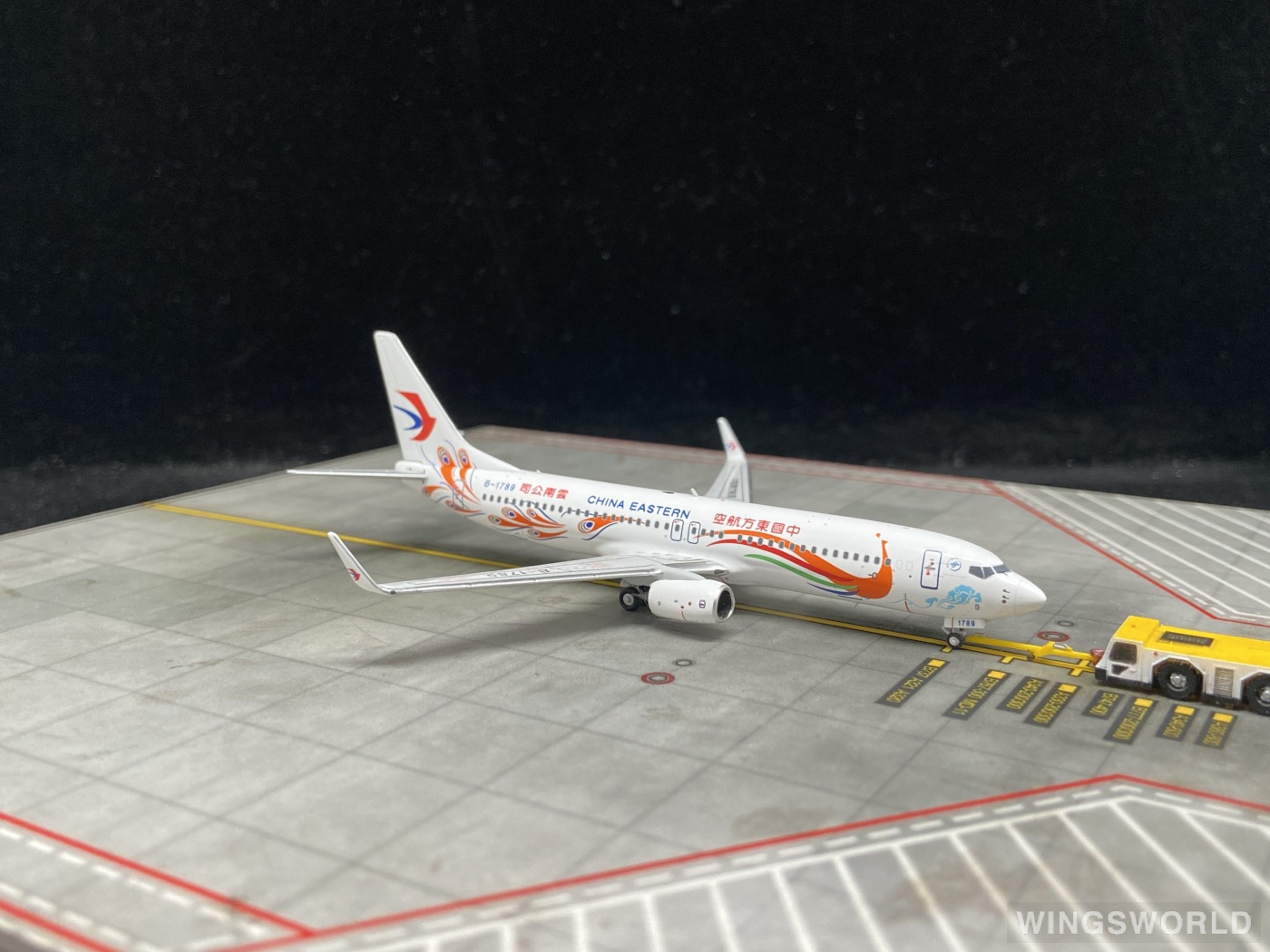 NGmodels 1:400 NG58233 China Eastern 中国东方航空 Boeing 737-800 B-1789