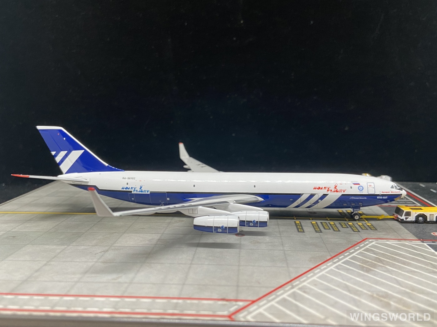 Phoenix 1:400 PH11914 Polet Airlines Ilyushin Il-96 RA-96102