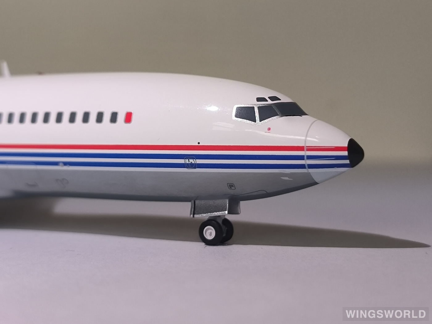 JC Wings 1:200 XX20413 Boeing 波音公司 Boeing 727-100 N32720