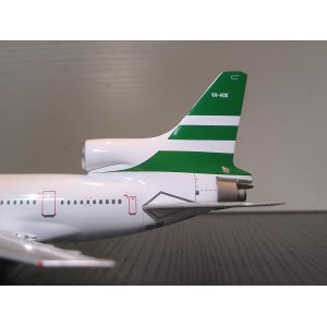 Cathay Pacific 国泰航空 Lockheed L-1011 TriStar VR-HOK  WB-L1011-018 WB Models 1:200