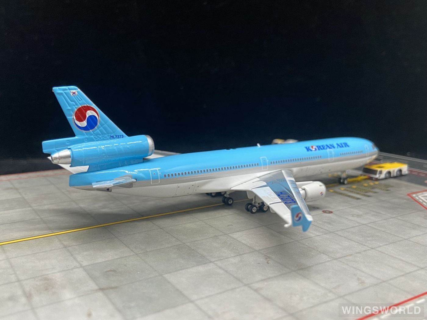 Phoenix 1:400 PH04591 Korean Air 大韩航空 McDonnell Douglas MD-11 HL7373