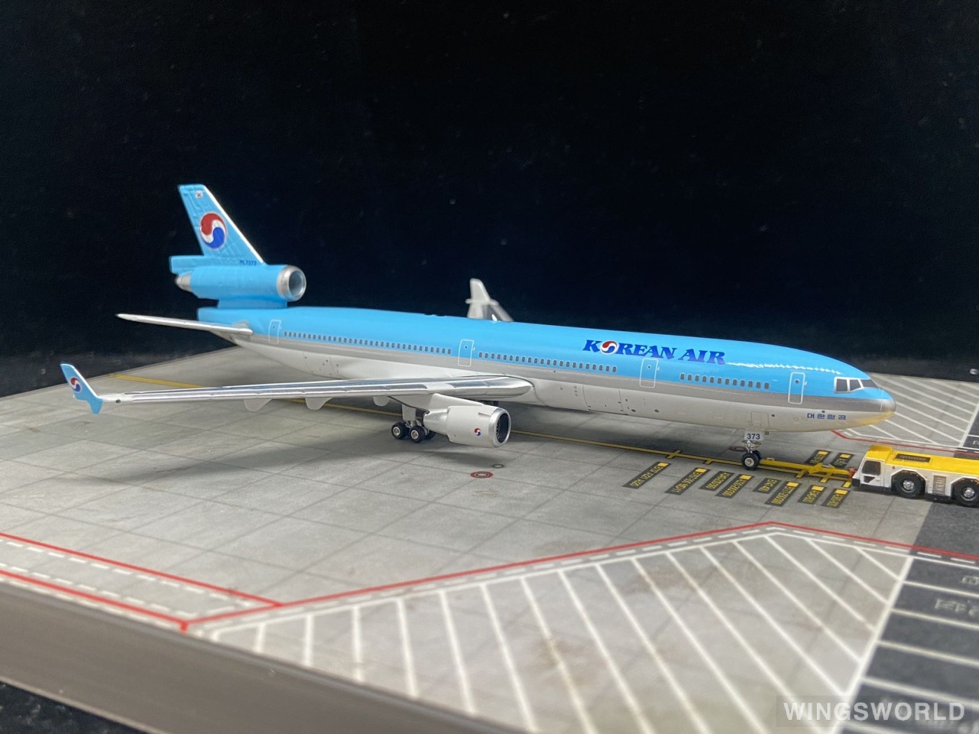 Phoenix 1:400 PH04591 Korean Air 大韩航空 McDonnell Douglas MD-11 HL7373