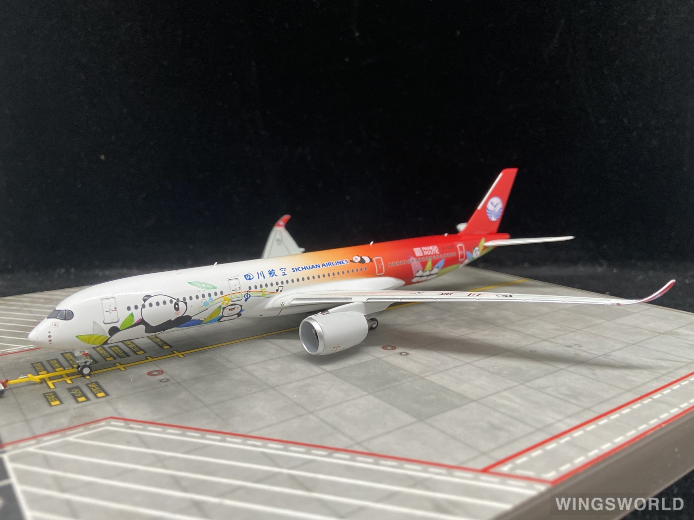 NGmodels 1:400 NG39066 Sichuan Airlines 四川航空 Airbus A350-900 B-32F8