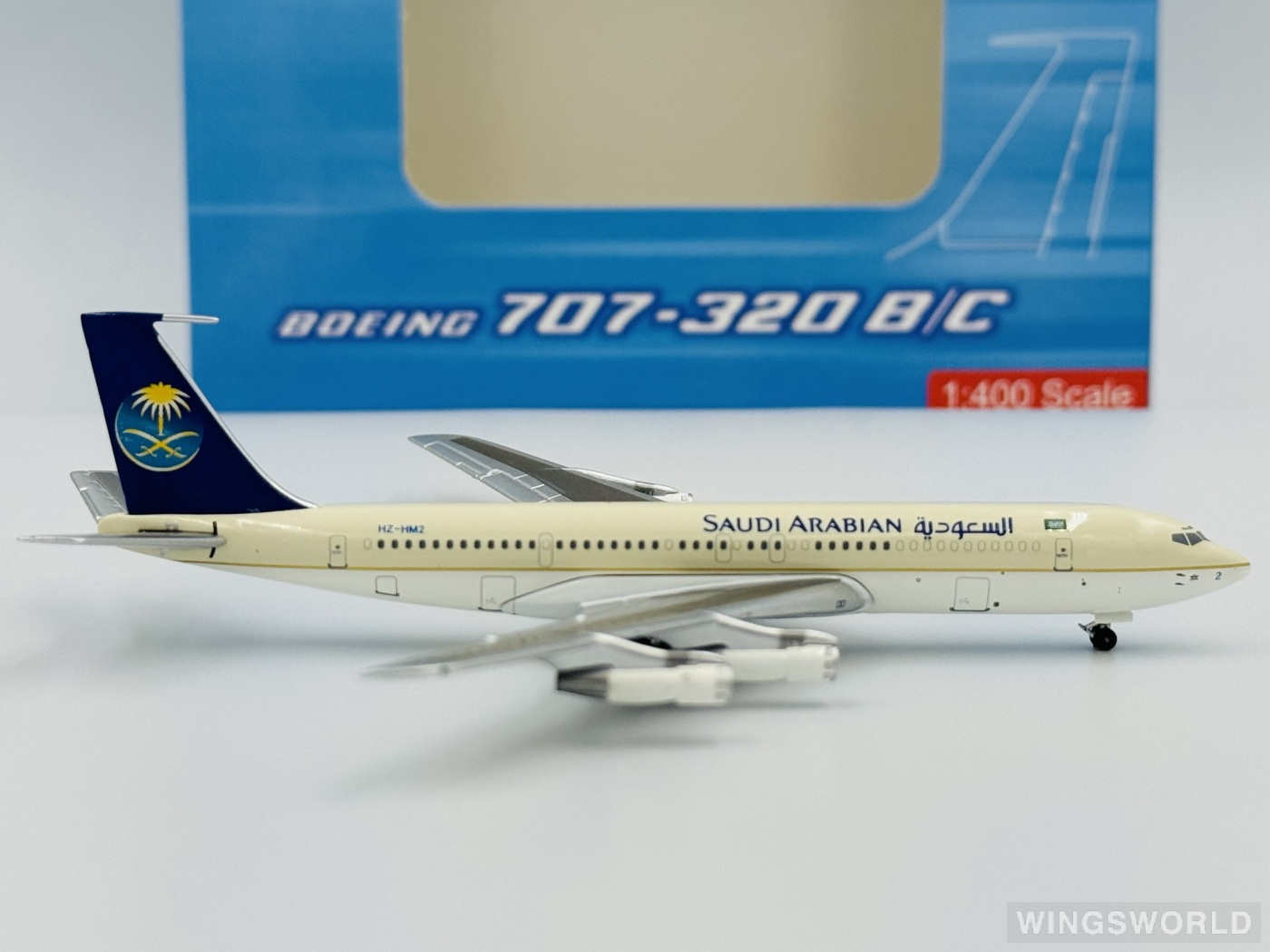 AeroClassics 1:400 ACHZHM2 Saudia 沙特阿拉伯航空 Boeing 707-300 HZ-HM2