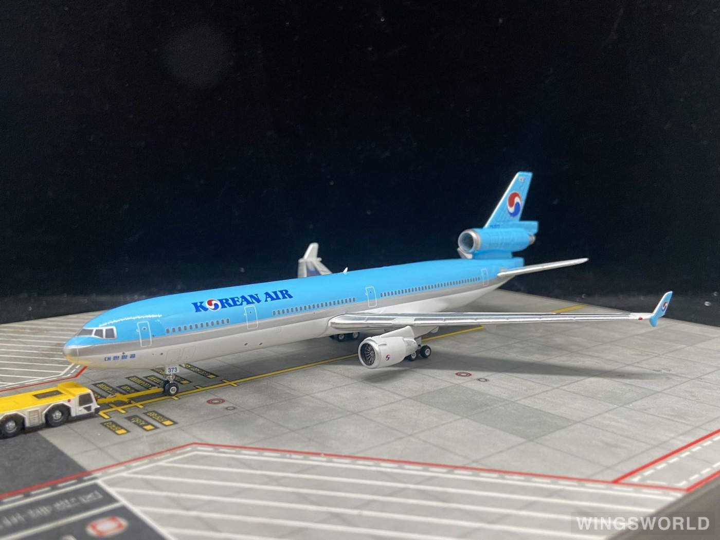 Phoenix 1:400 PH04591 Korean Air 大韩航空 McDonnell Douglas MD-11 HL7373