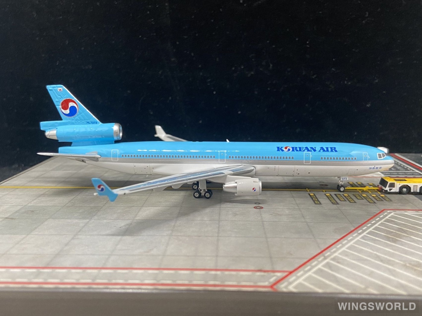 Phoenix 1:400 PH04591 Korean Air 大韩航空 McDonnell Douglas MD-11 HL7373