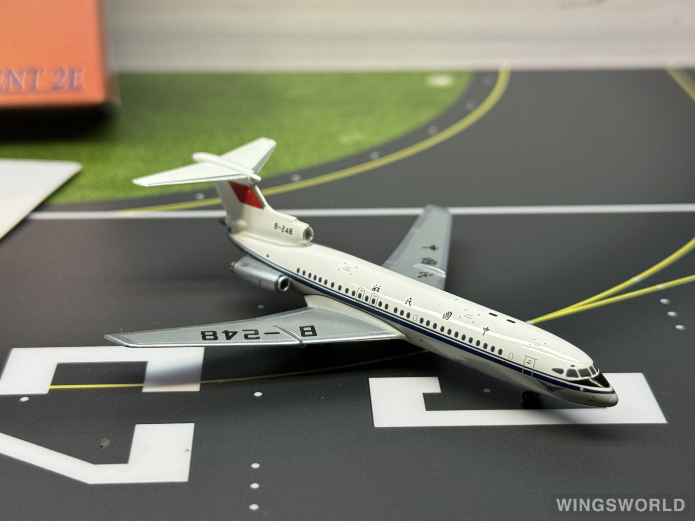AeroClassics 1:400 ACCAA0308A CAAC 中国民航 Hawker Siddeley Trident B-248