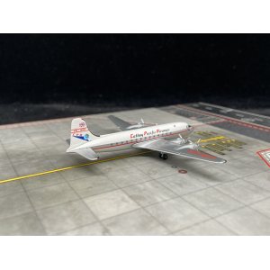 Cathay Pacific 国泰航空 Douglas DC-4 VH-HFF  AC20201 AeroClassics 1:400