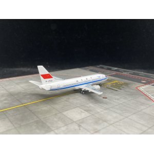 CAAC 中国民航 Boeing 737-300 B-2532  C0031 C Model 1:400