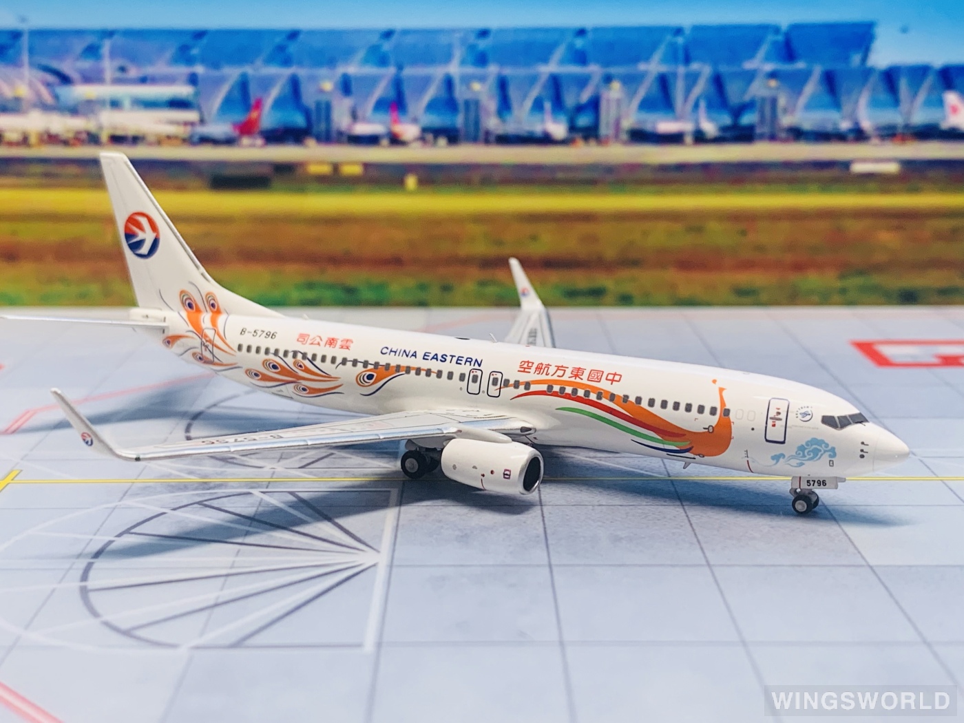 NGmodels 1:400 NG58230 China Eastern 中国东方航空 Boeing 737-800 B-5796