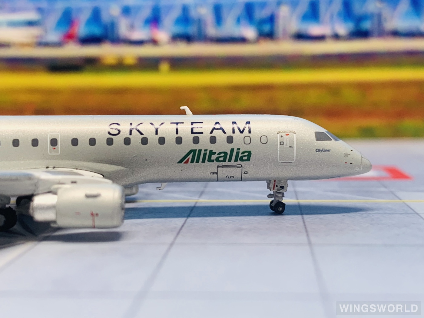 JC Wings 1:400 XX40062 Alitalia 意大利航空 Embraer ERJ-190 EI-RND