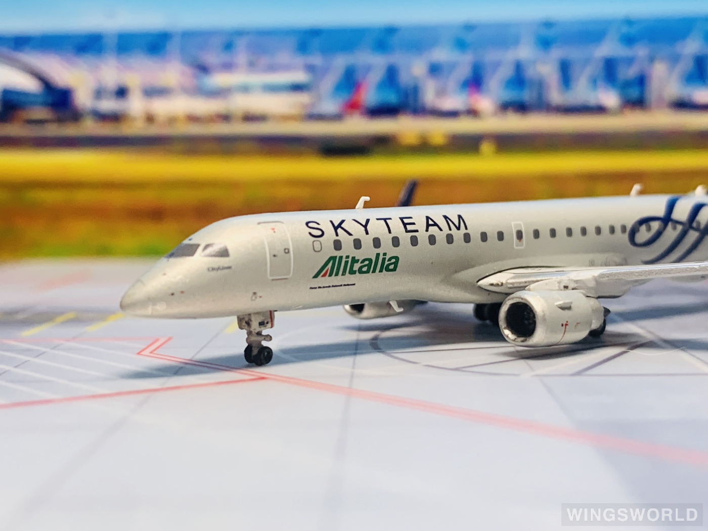 JC Wings 1:400 XX40062 Alitalia 意大利航空 Embraer ERJ-190 EI-RND