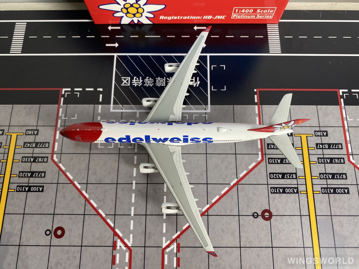 Phoenix 1:400 PH11887 Edelweiss Air 雪绒花航空 Airbus A340-300 HB-JMC