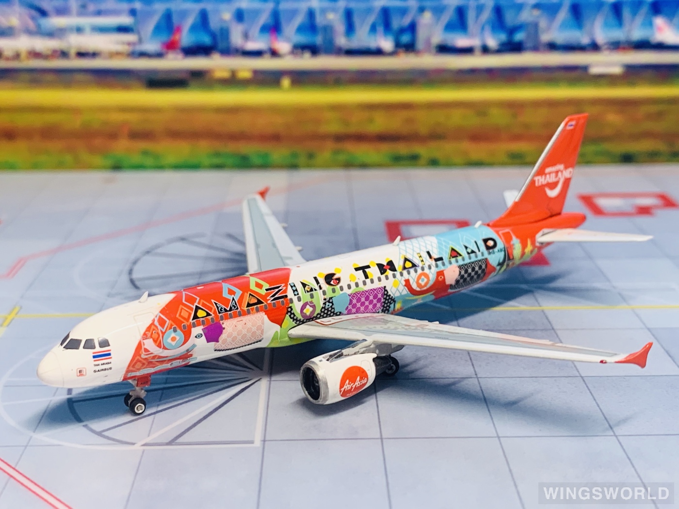 Phoenix 1:400 PH11453 AirAsia 亚洲航空 Airbus A320 HS-ABD